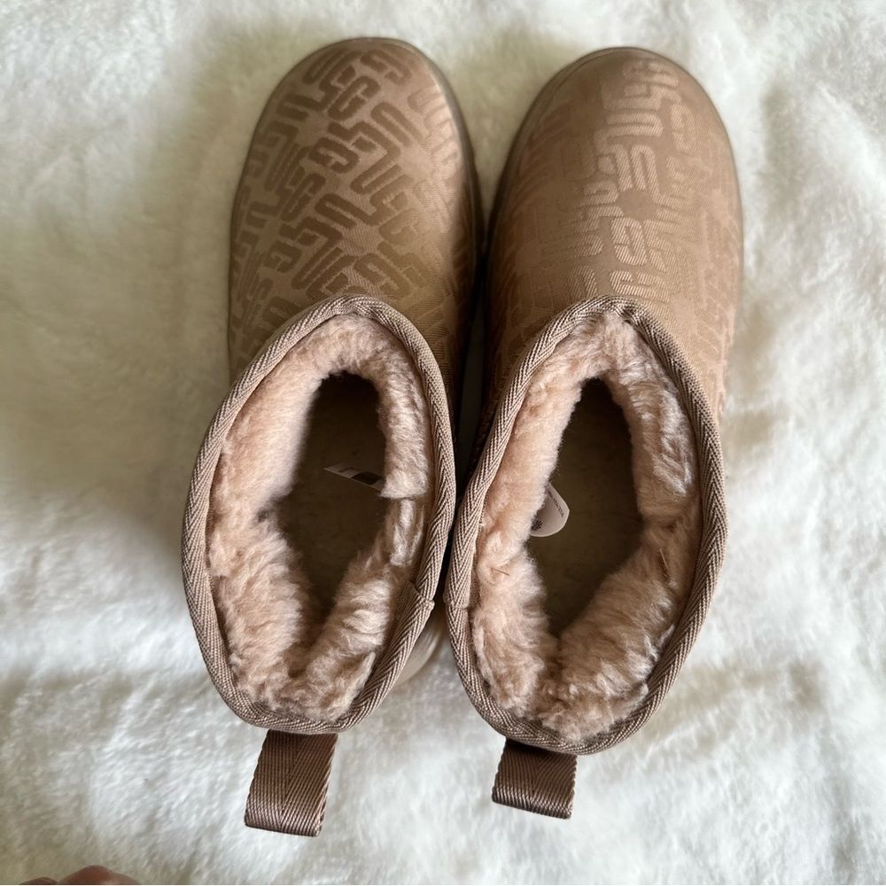 UGG Classic Ultra Mini Monogram Boots Women’s Size 5 - Picture 9 of 14